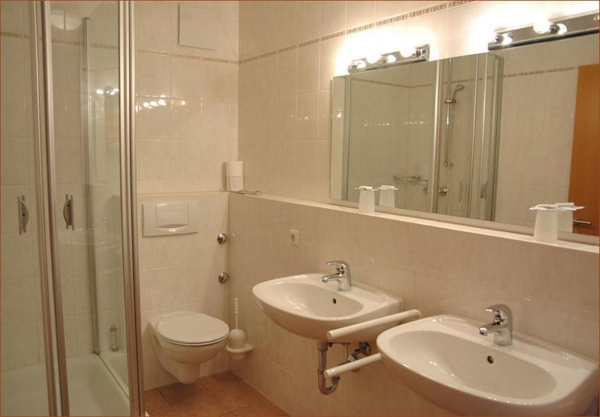 ホテルGasthaus Gruner Baum Werbach 部屋 写真